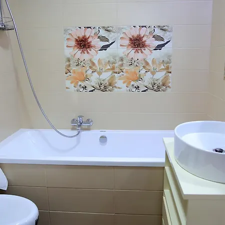Nomelia Bed & Breakfast Vlorë